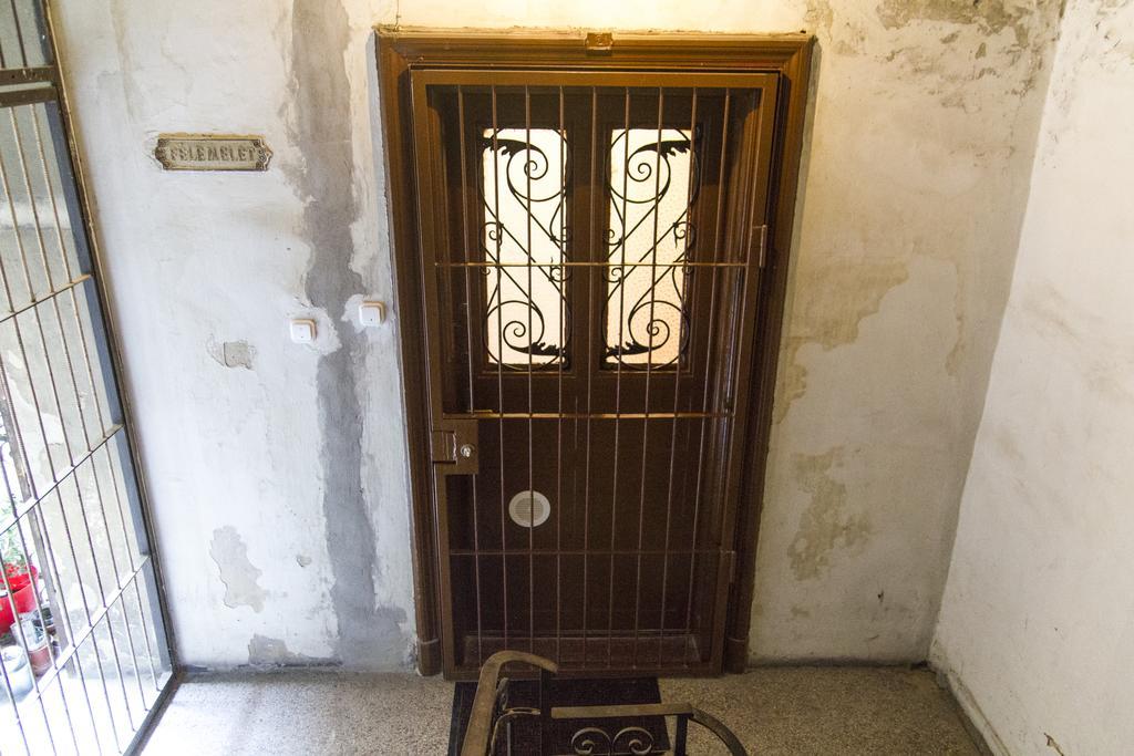 Authentic Budapest Apartment Δωμάτιο φωτογραφία